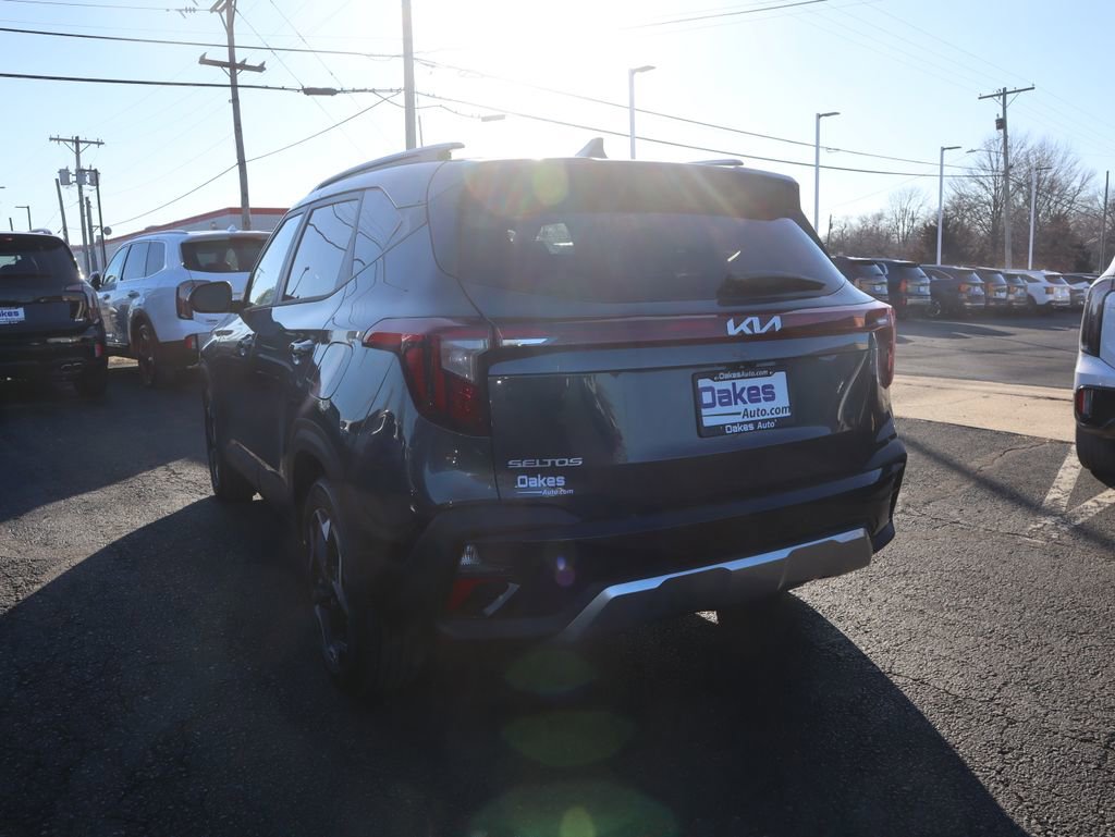 New 2026 Kia Seltos S FWD image 5