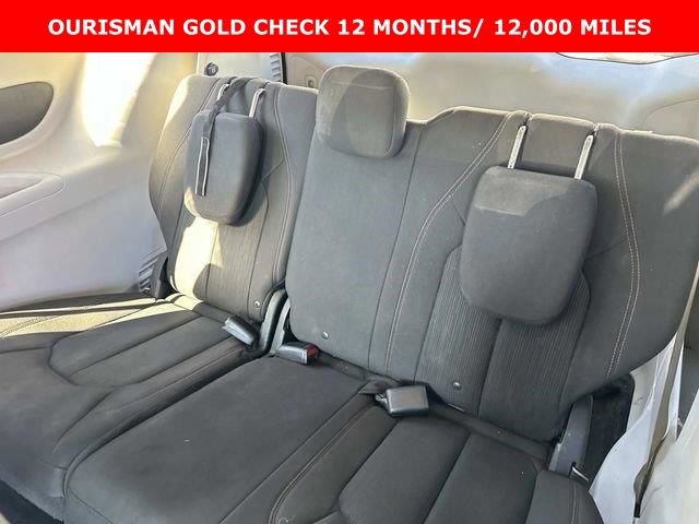 Used 2019 Chrysler Pacifica Touring Plus image 13