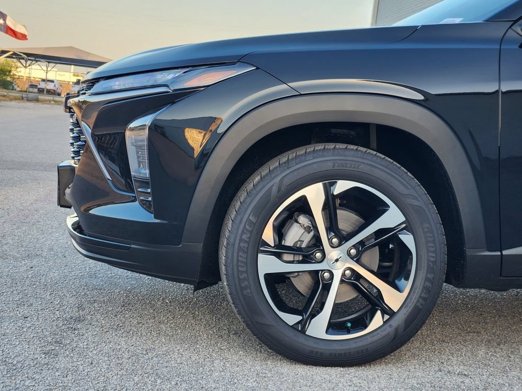 New 2026 Chevrolet Trax RS w/ Driver Confidence Package FWD image 5