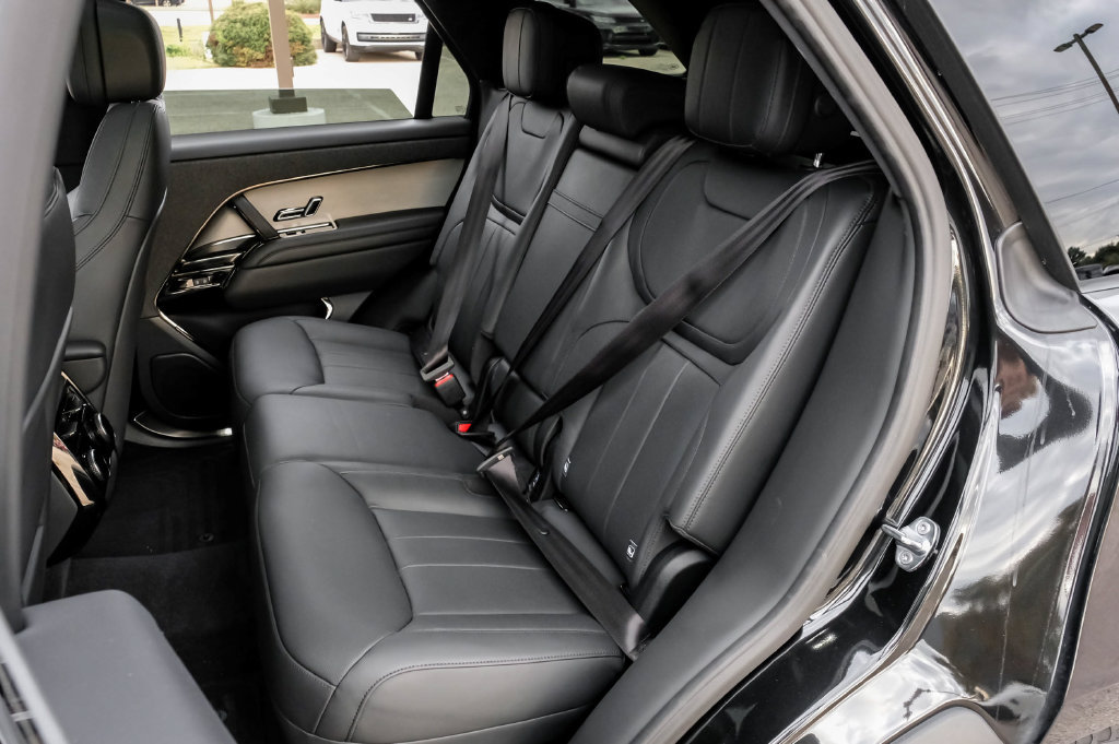 Used 2024 Land Rover Range Rover Sport Dynamic SE AWD/4WD image 39