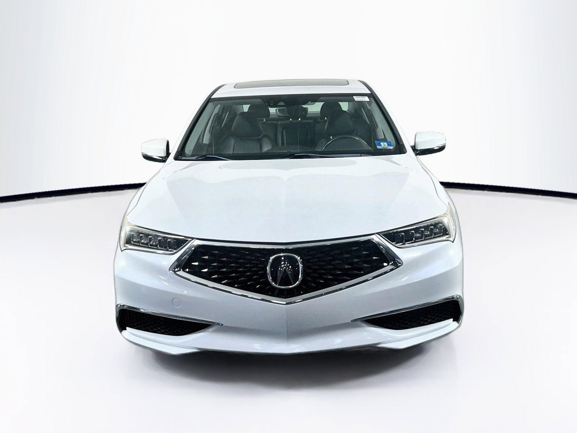 Used 2018 Acura TLX w/ Technology Package FWD image 2