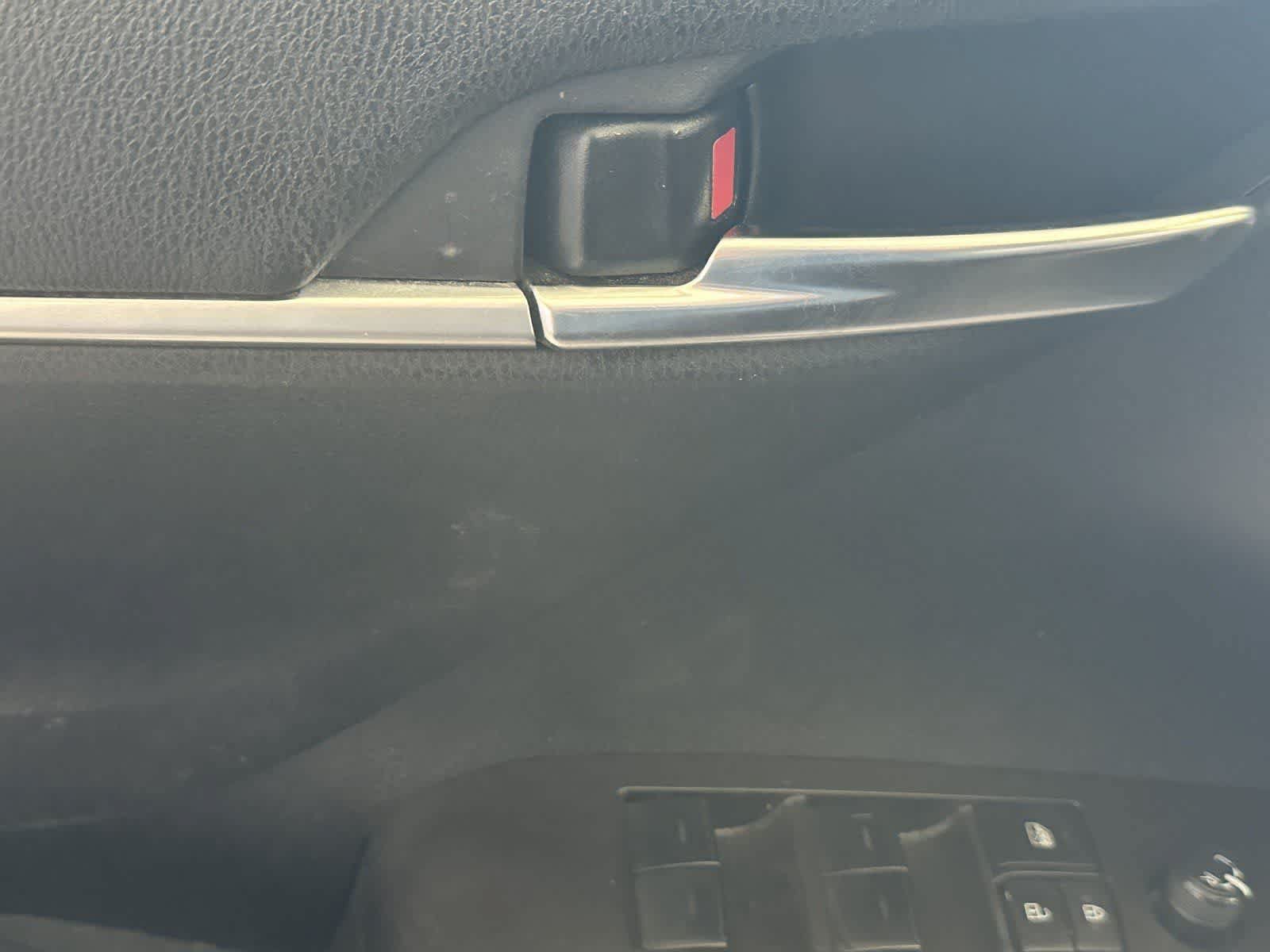 Used 2023 Toyota Camry SE FWD image 13