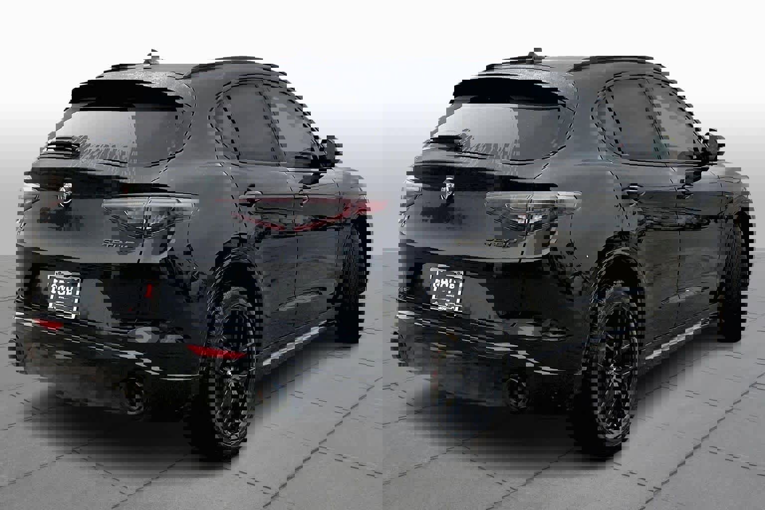 Used 2021 Alfa Romeo Stelvio Ti Sport image 12