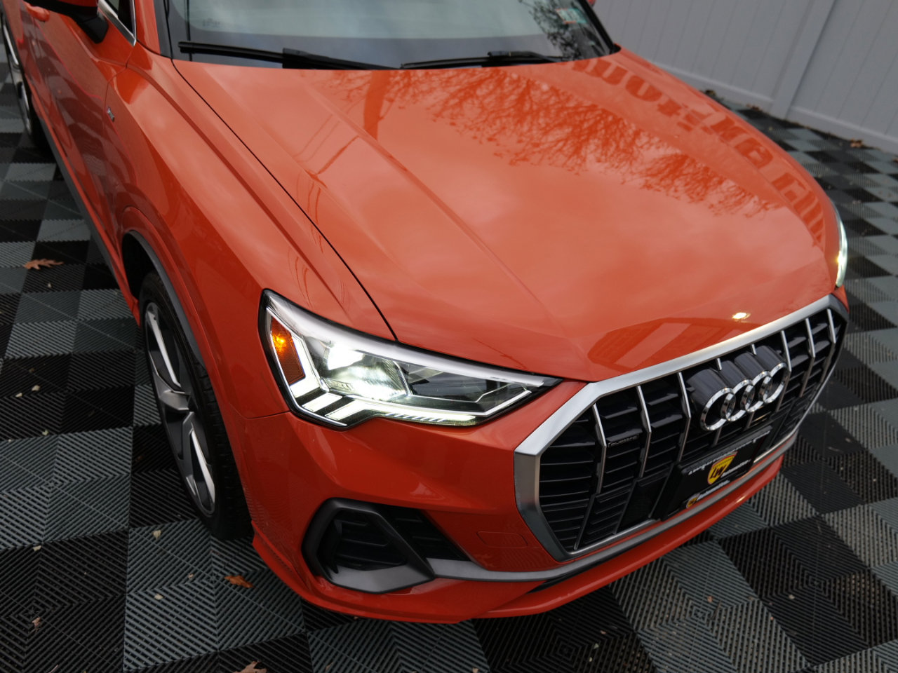Used 2019 Audi Q3 2.0T Premium Plus w/ Premium Plus Package image 78