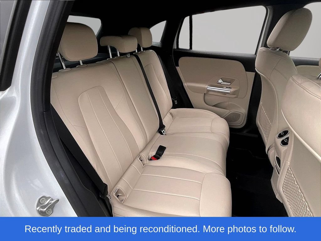 Used 2023 Mercedes-Benz GLA 250 4MATIC w/ Premium Package image 25