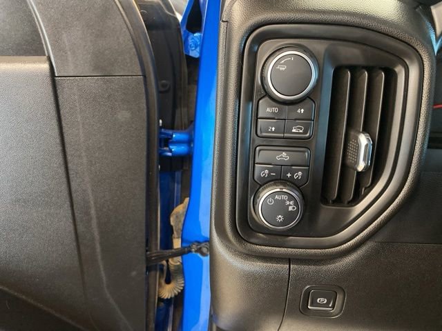 Certified 2022 Chevrolet Silverado 1500 Custom AWD/4WD image 14