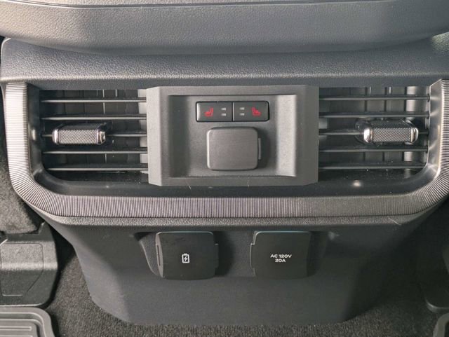 Used 2022 Ford F150 Platinum w/ Equipment Group 701A High image 14