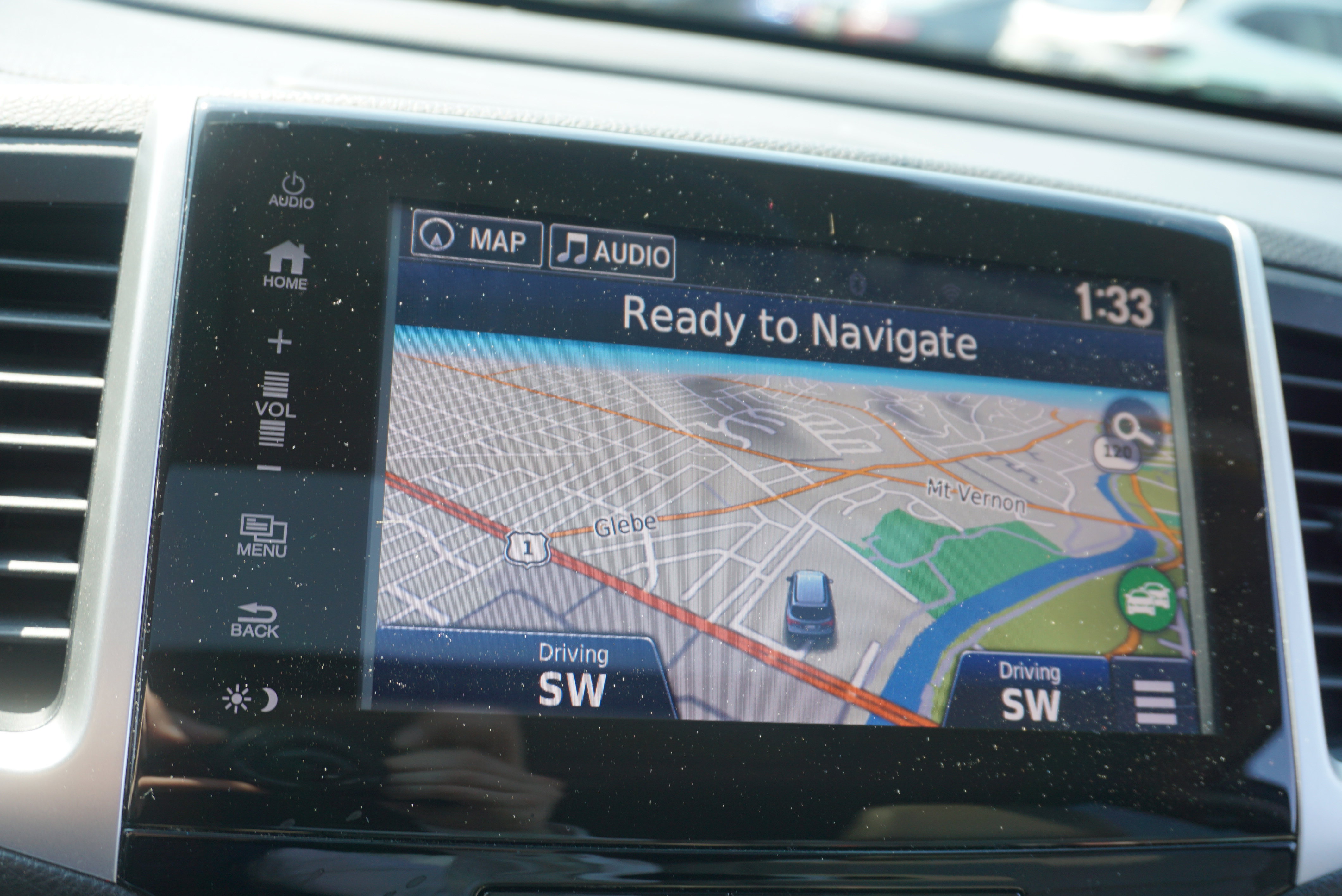 Used 2017 Honda Pilot Touring image 15