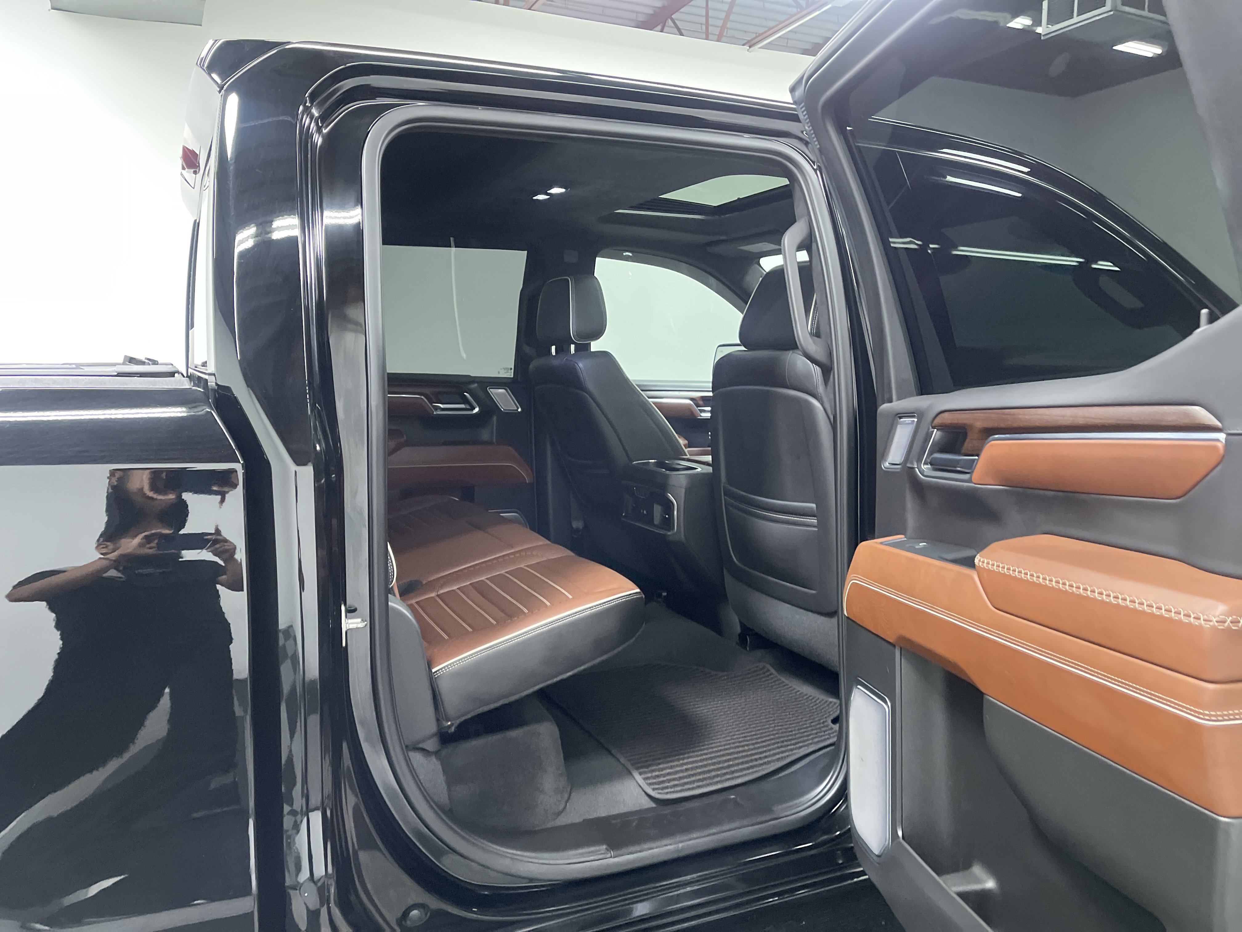 Used 2024 GMC Sierra 1500 Denali Ultimate image 19