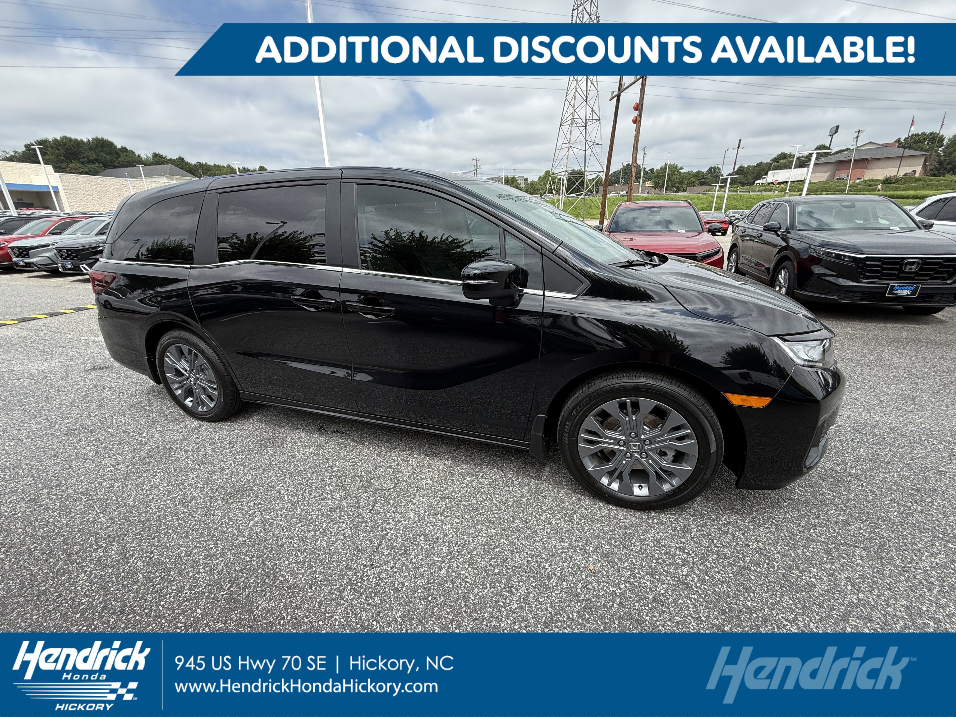 New 2026 Honda Odyssey Touring image 1