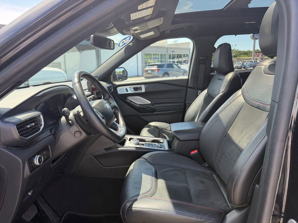 Used 2023 Ford Explorer ST w/ Equipment Group 401A AWD/4WD image 15