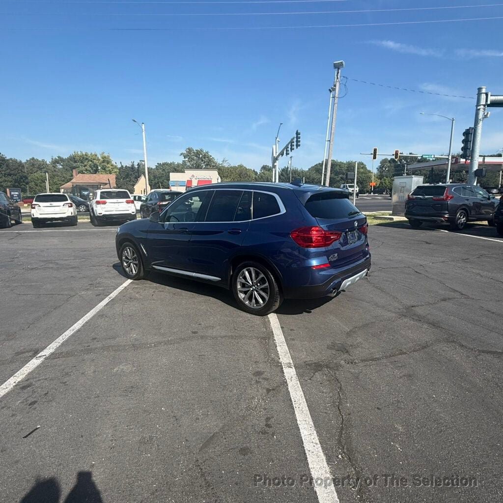 Used 2019 BMW X3 xDrive30i w/ Driving Assistance Package AWD/4WD image 10