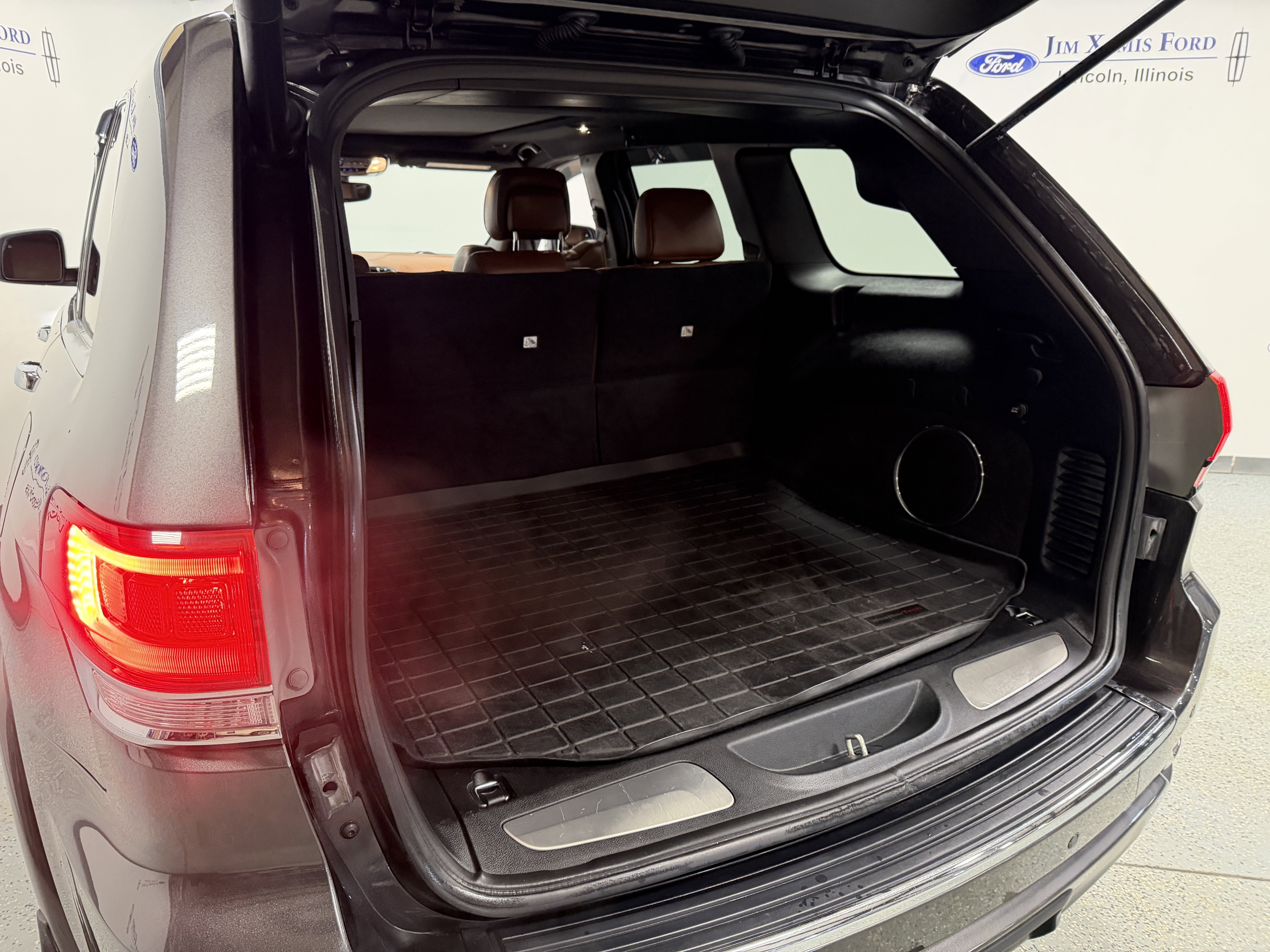 Used 2020 Jeep Grand Cherokee Overland image 30