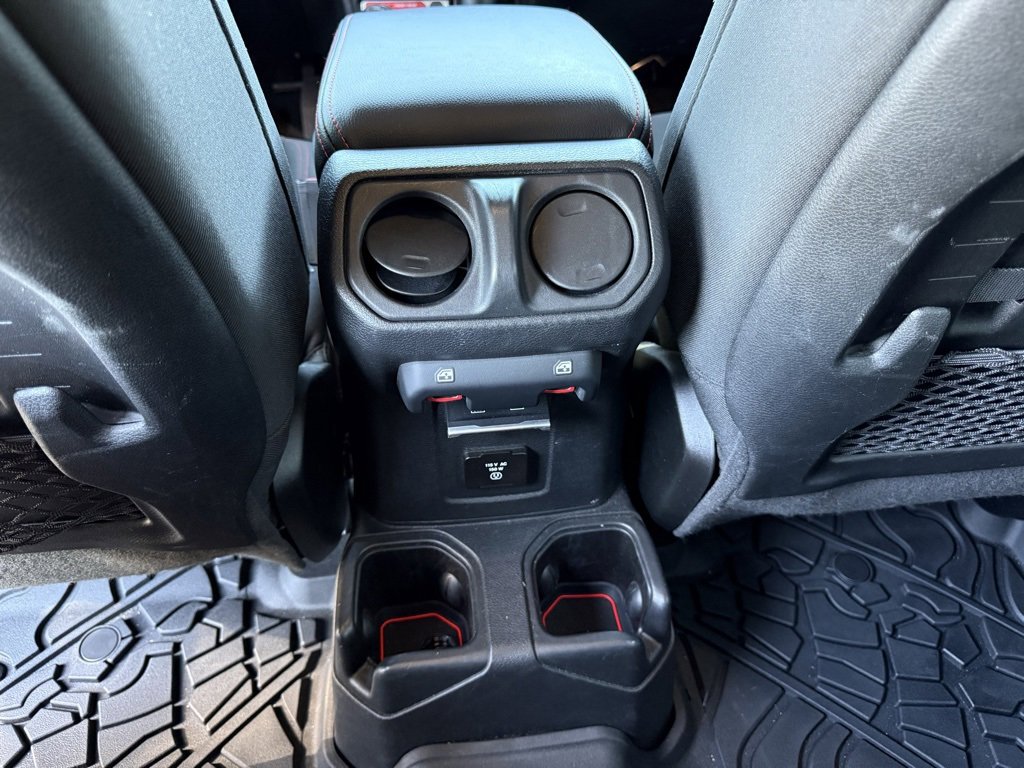 Used 2022 Jeep Wrangler Unlimited Rubicon image 26