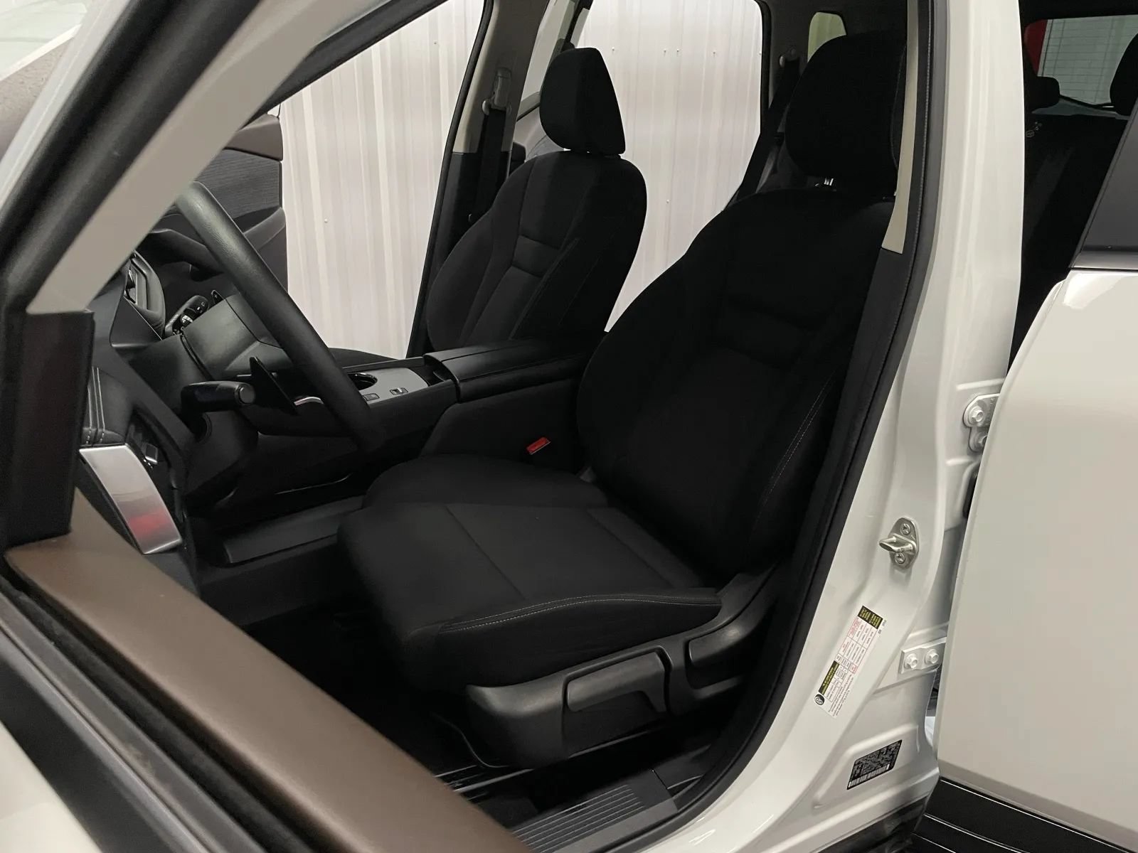 Used 2023 Nissan Rogue S FWD image 32