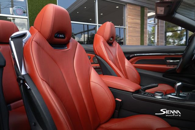 Used 2018 BMW M4 Convertible image 27