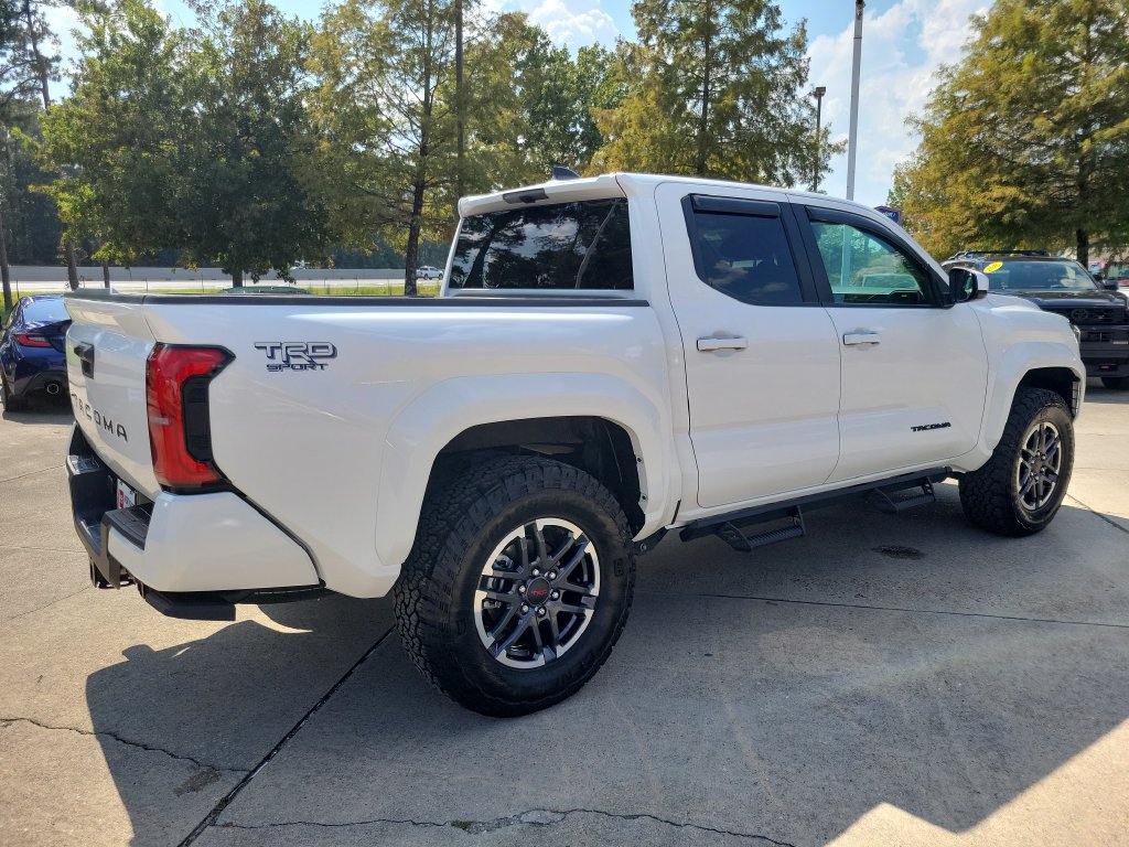 Certified 2024 Toyota Tacoma TRD Sport AWD/4WD image 7