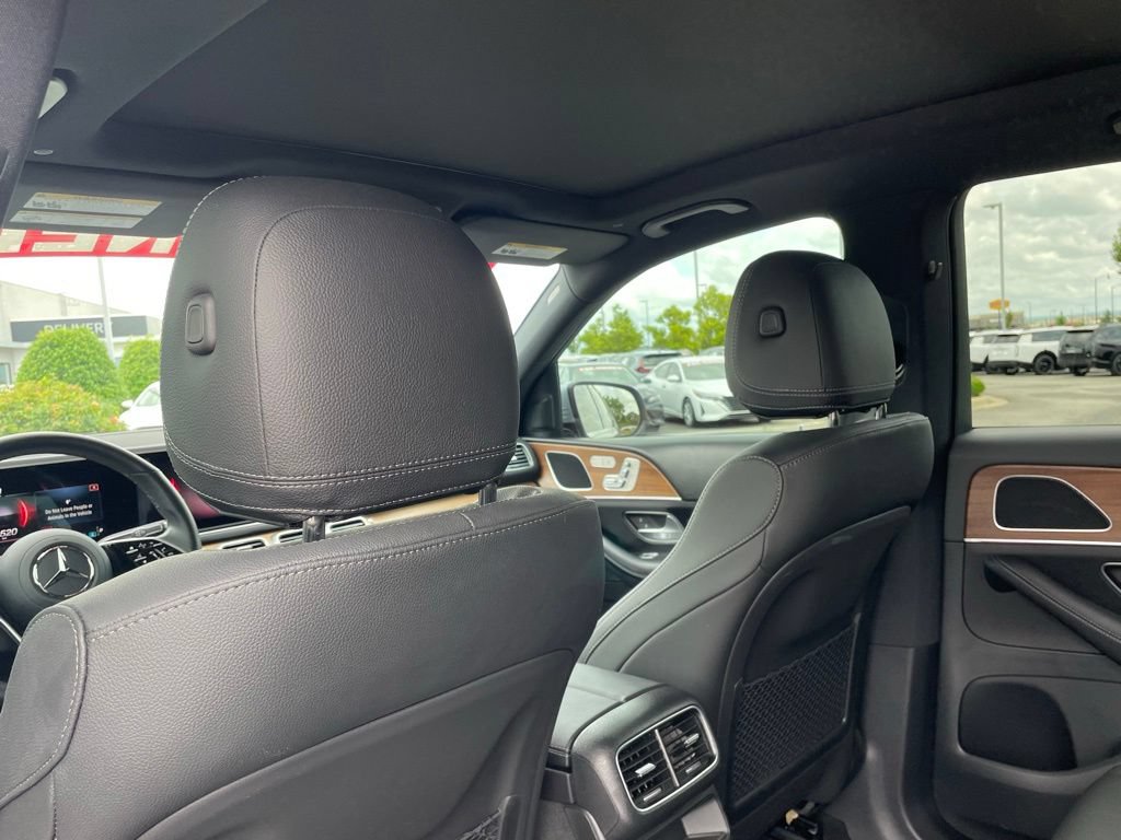 Used 2025 Mercedes-Benz GLE 450 4MATIC w/ Winter Package image 27