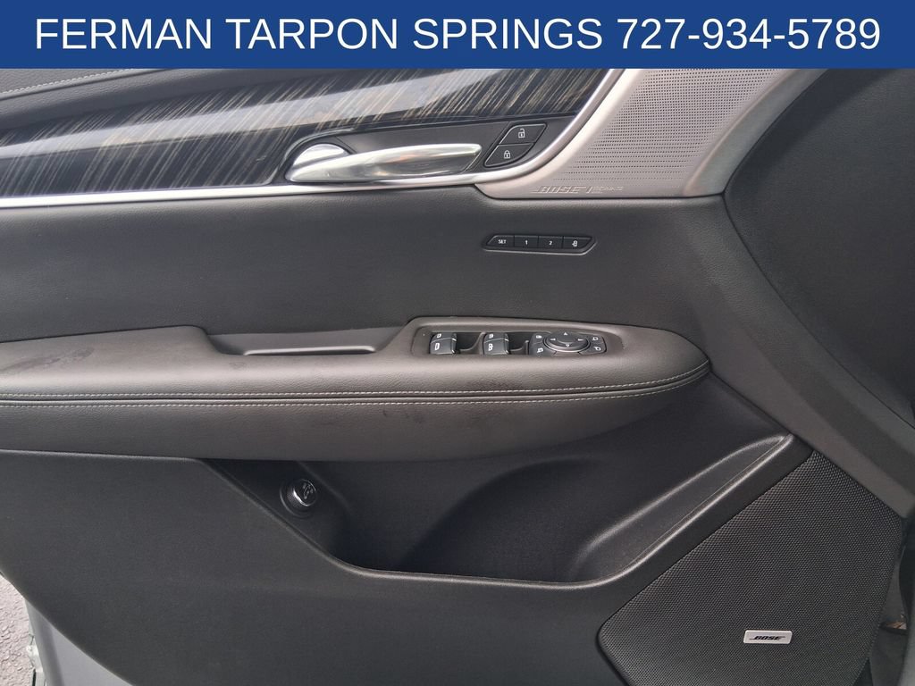 Used 2024 Cadillac XT6 Premium Luxury FWD image 24