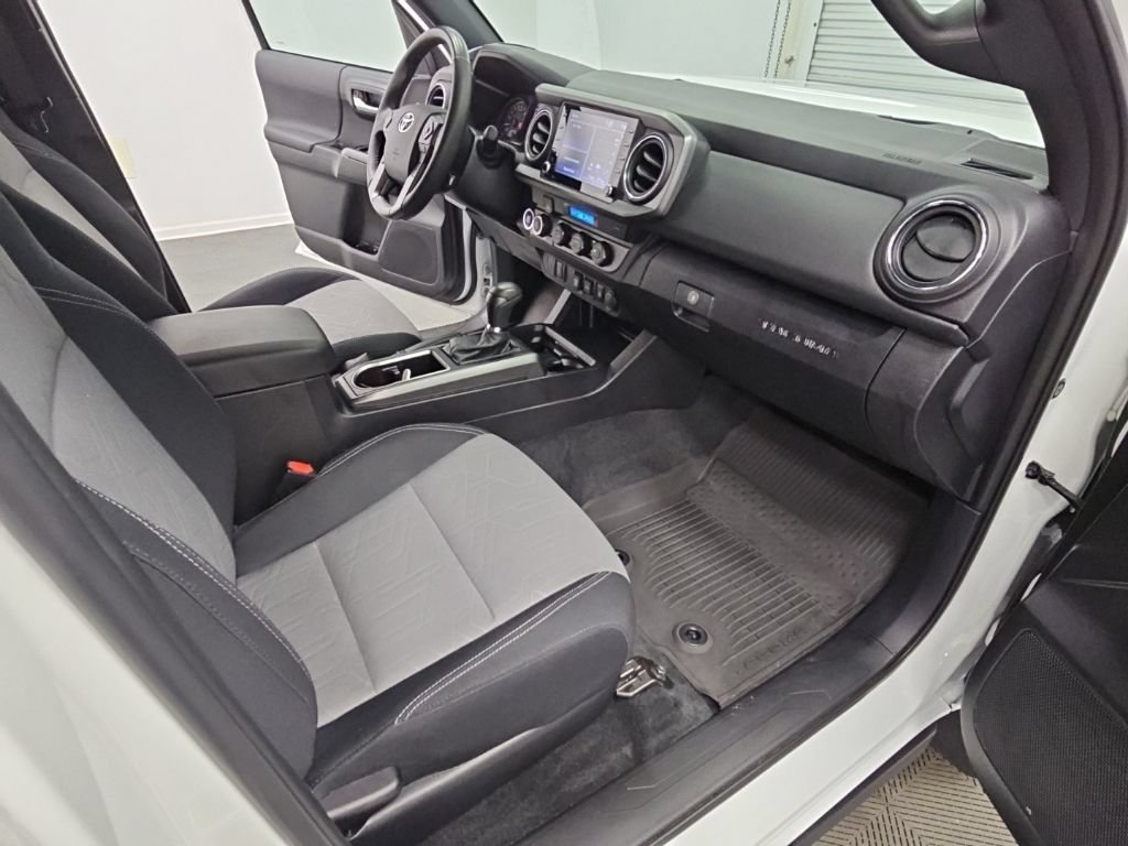 Used 2023 Toyota Tacoma TRD Off-Road AWD/4WD image 36