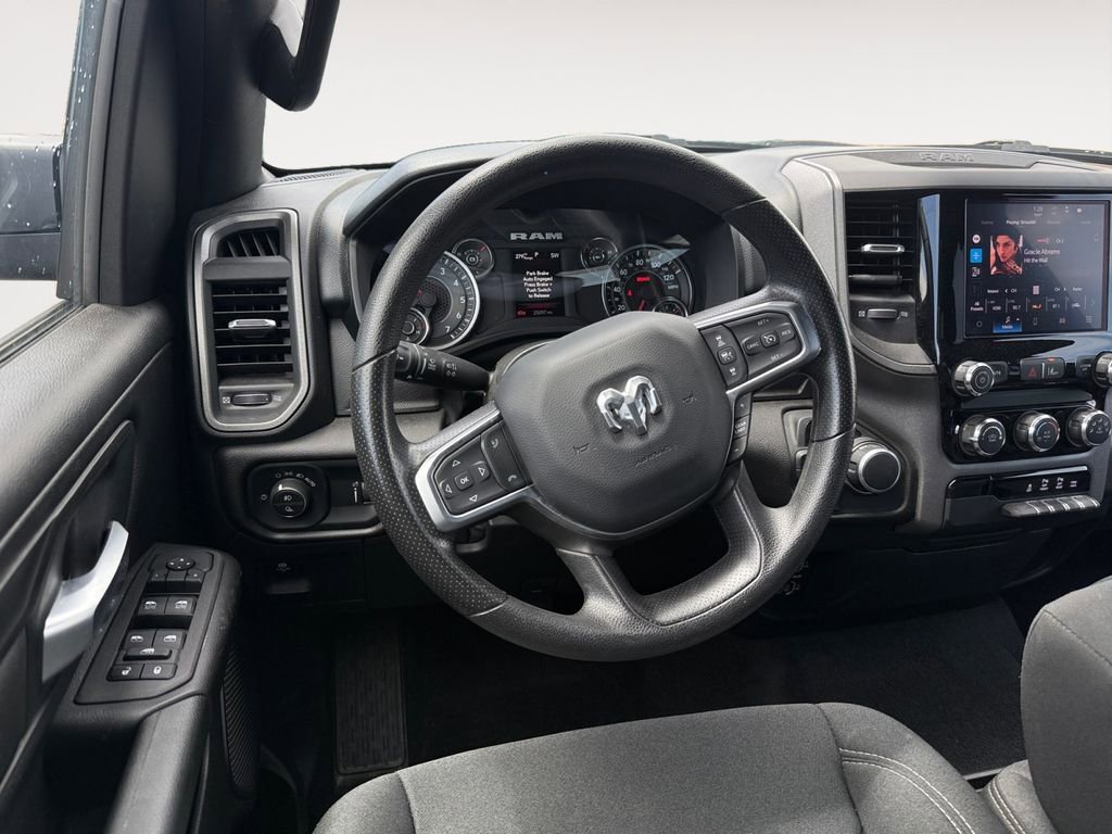 Used 2025 RAM 1500 Tradesman AWD/4WD image 12
