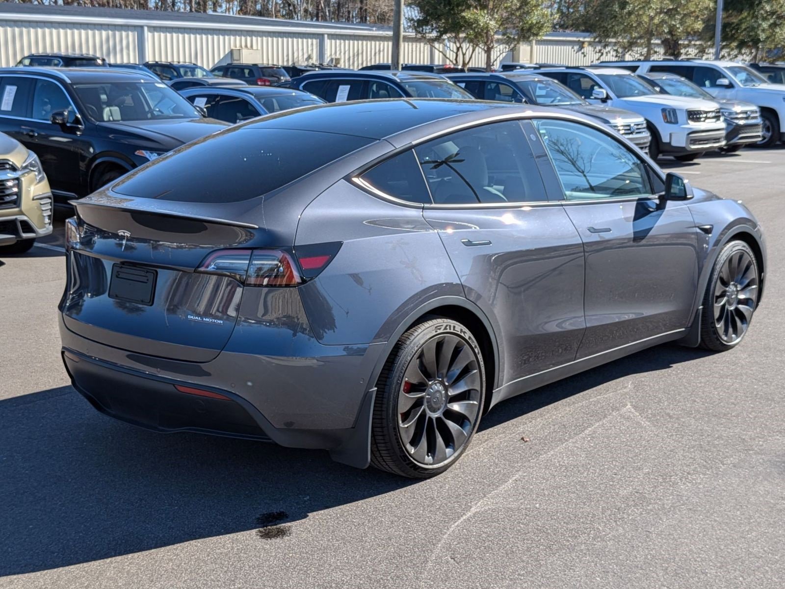 Used 2022 Tesla Model Y Performance image 3