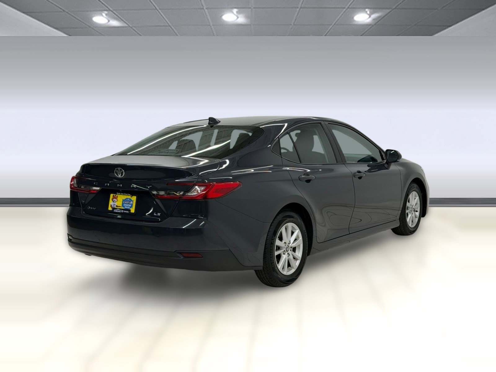 Used 2025 Toyota Camry LE FWD image 7