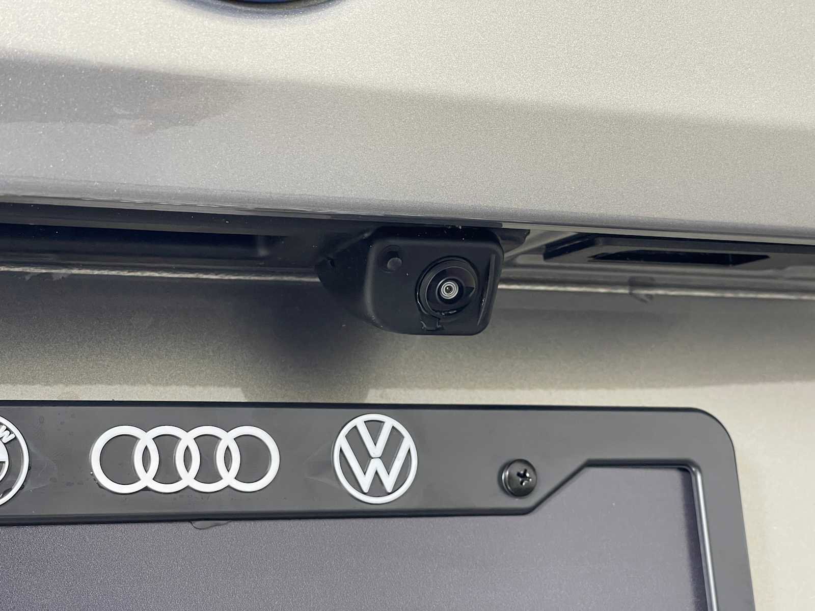 New 2026 BMW i5 eDrive40 image 9