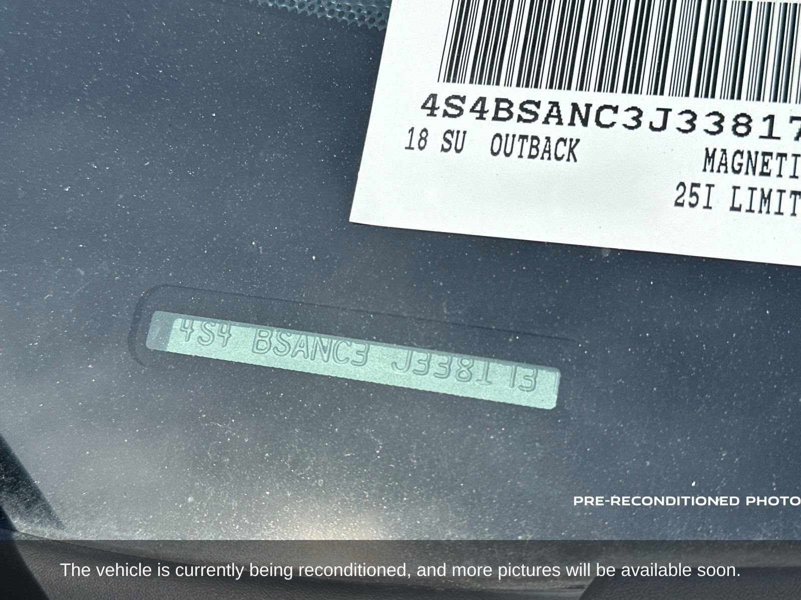 Used 2018 Subaru Outback 2.5i Limited image 2