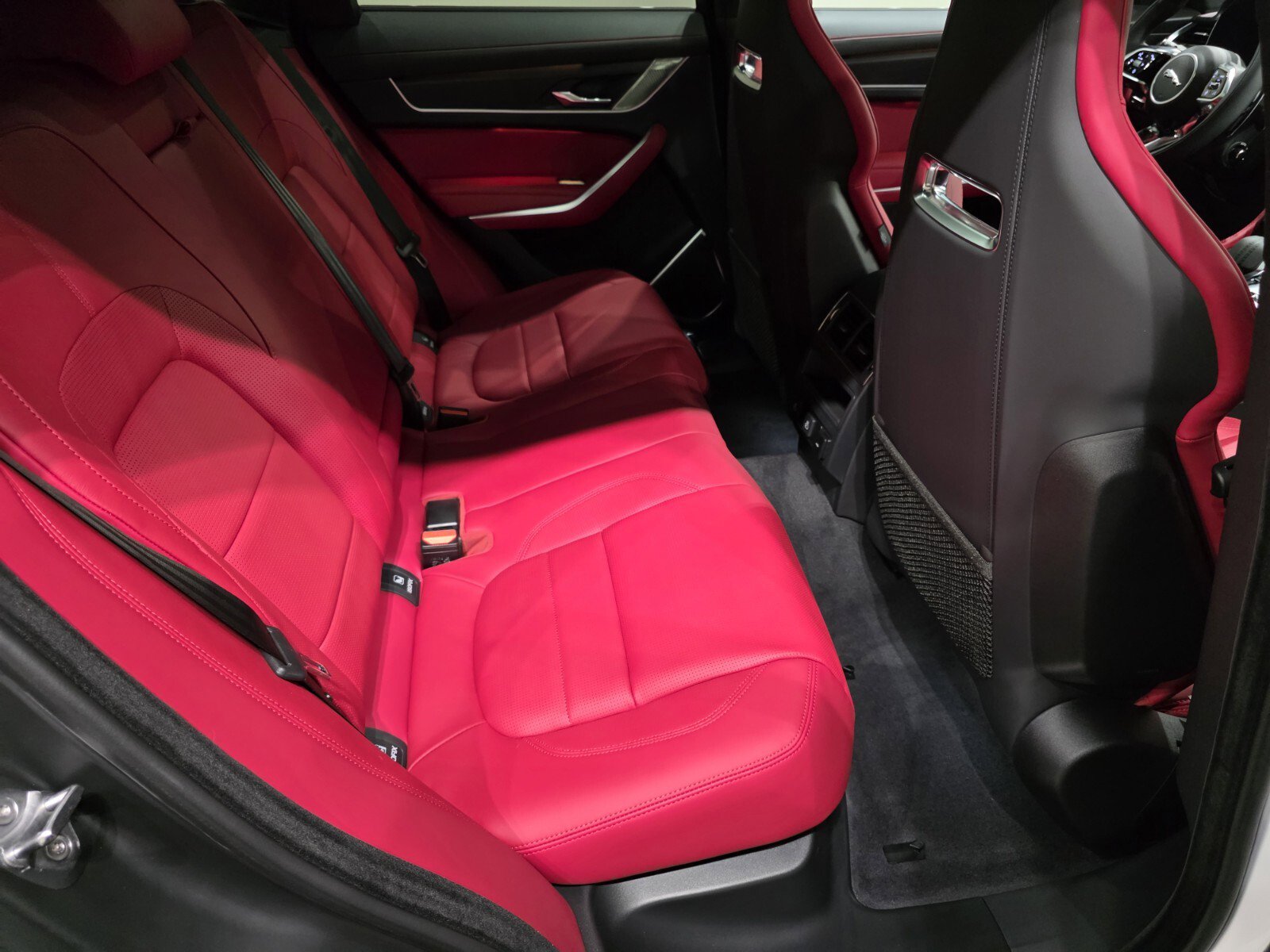 New 2026 Jaguar F-PACE R-Dynamic S image 21