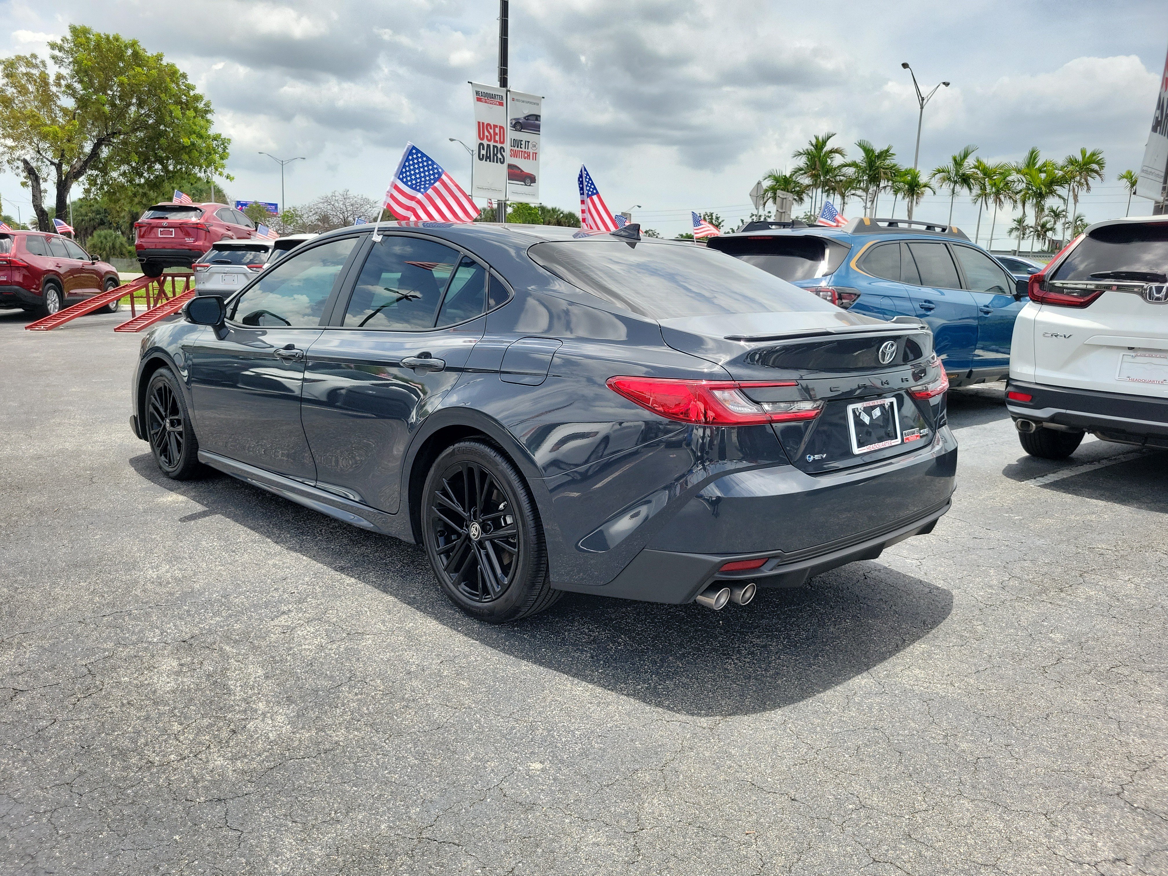 Used 2026 Toyota Camry SE FWD image 9