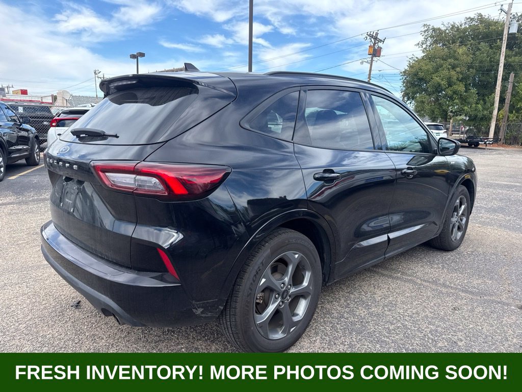 Used 2024 Ford Escape ST-Line FWD image 2