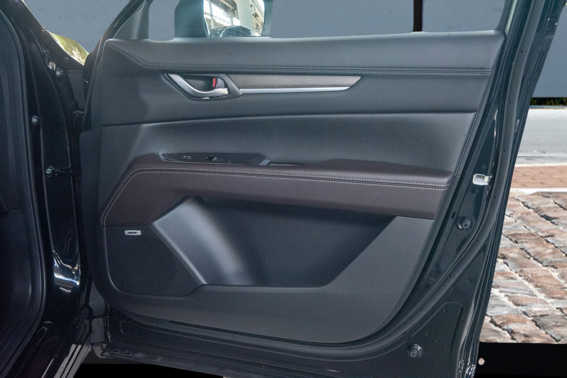 Used 2025 MAZDA CX-5 Signature image 18