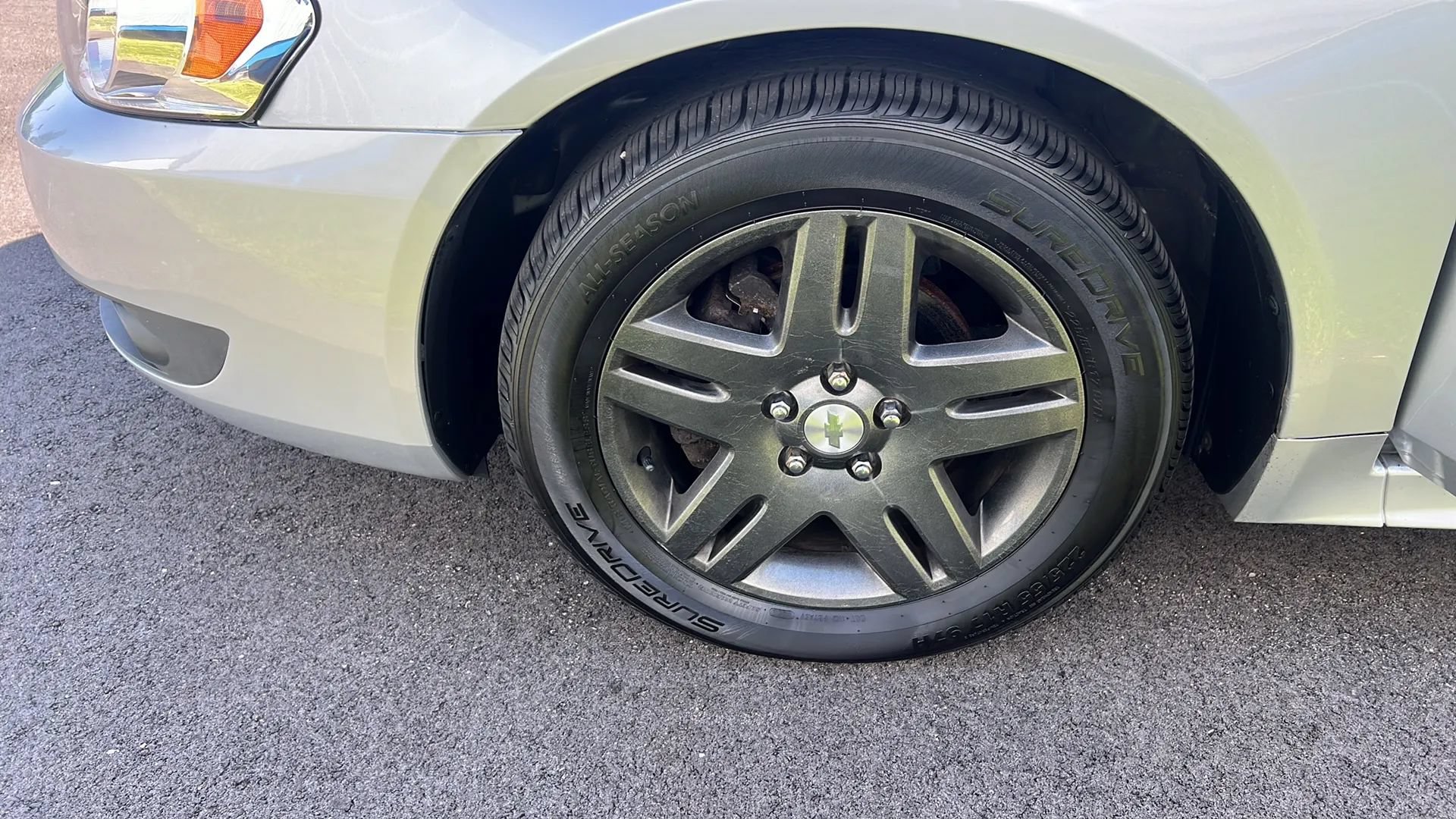 Used 2011 Chevrolet Impala LT FWD image 26