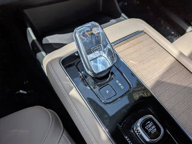 Certified 2026 Volvo XC90 B6 Plus w/ Protection Package Premier AWD/4WD image 12