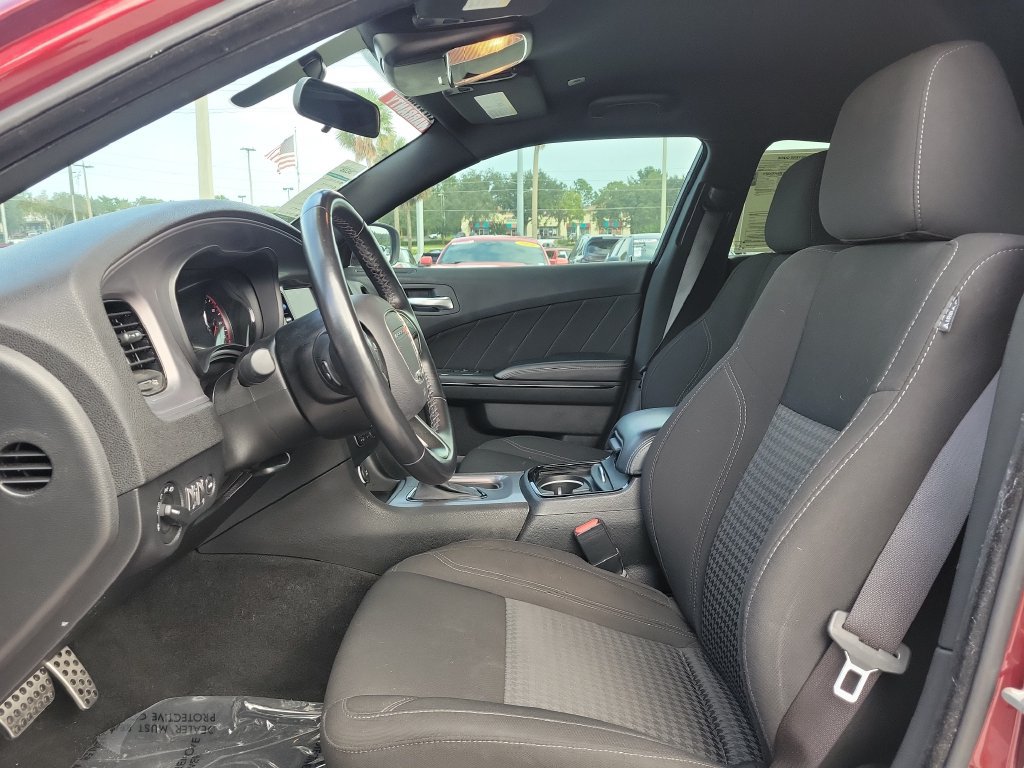 Used 2023 Dodge Charger SXT w/ Blacktop Package RWD image 12