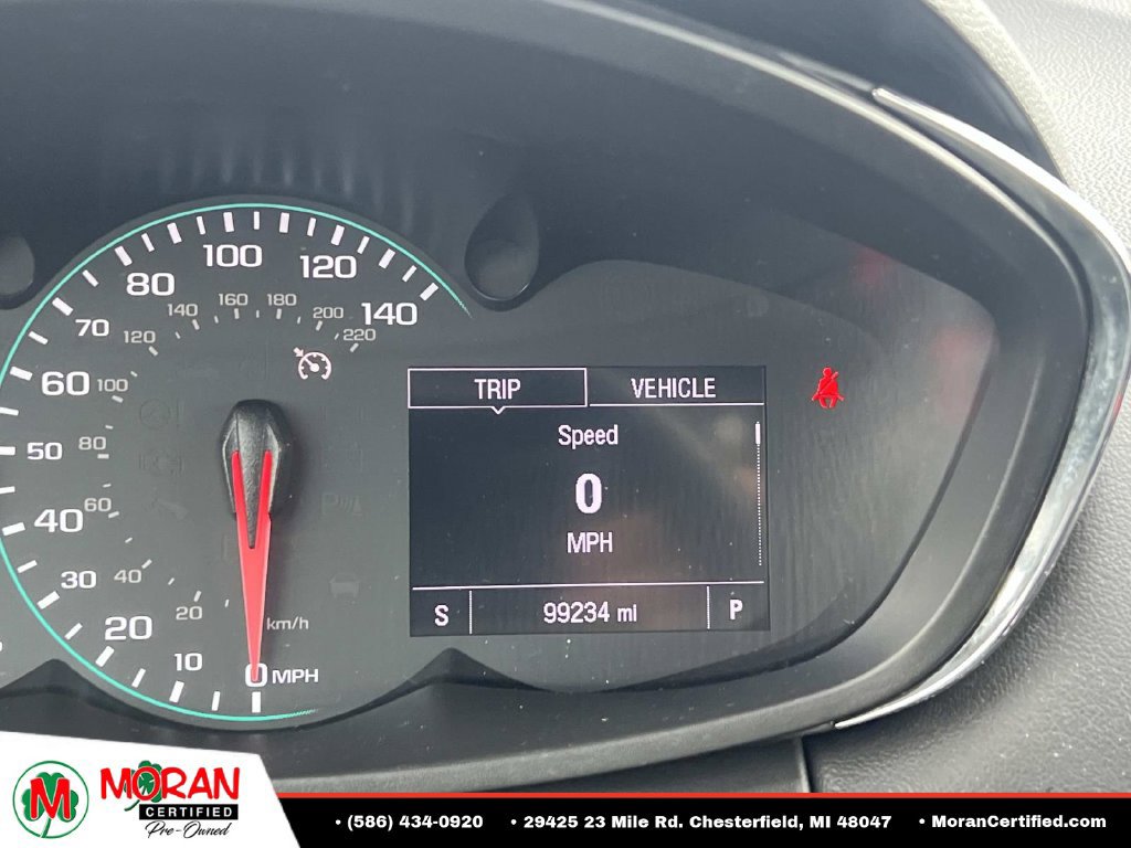 Used 2020 Chevrolet Trax LT w/ LT Convenience Package FWD image 19