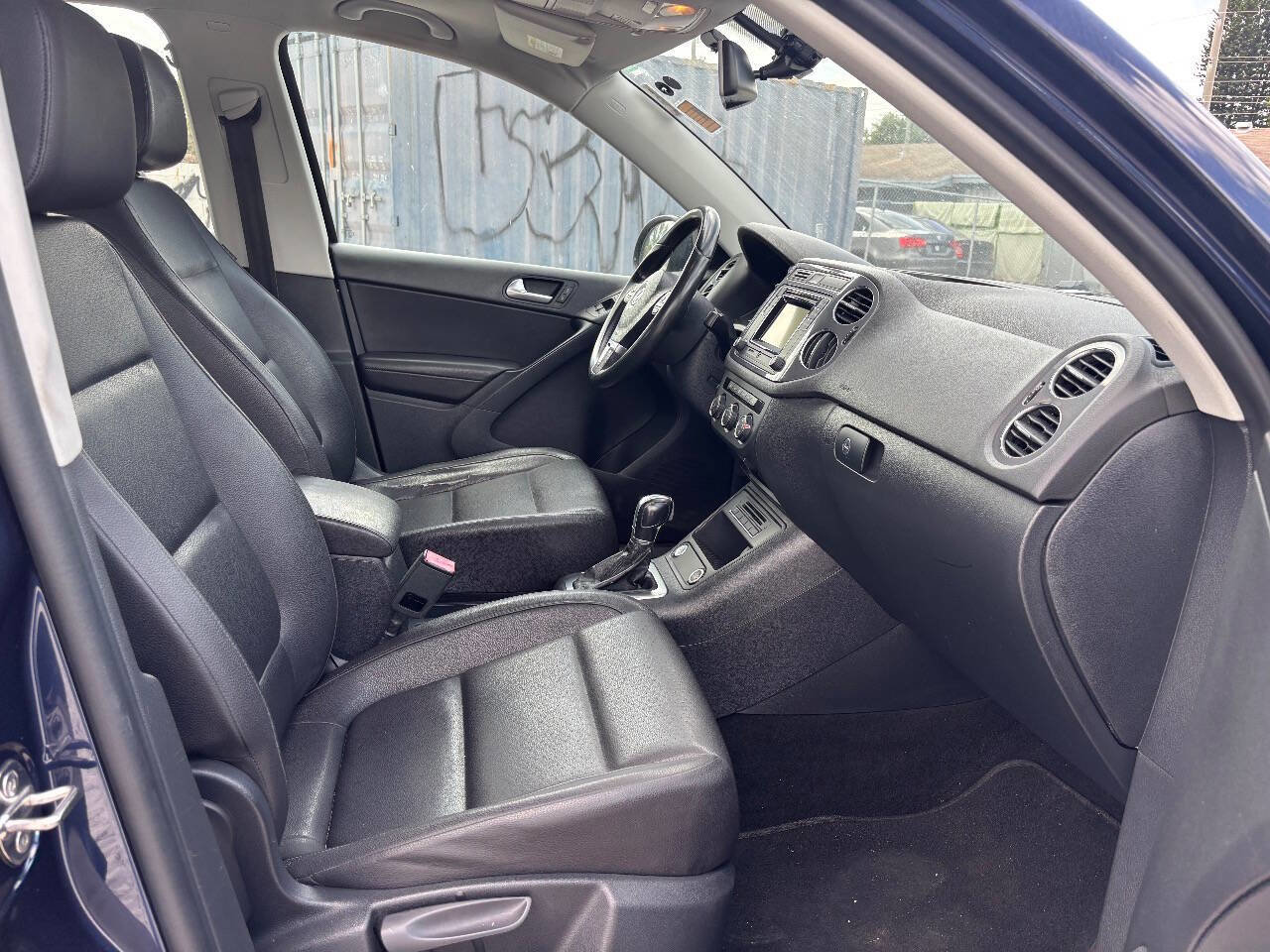 Used 2016 Volkswagen Tiguan S image 20
