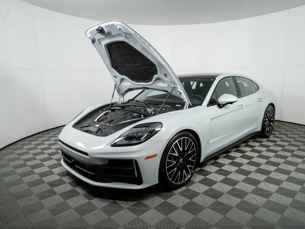 New 2026 Porsche Panamera image 35
