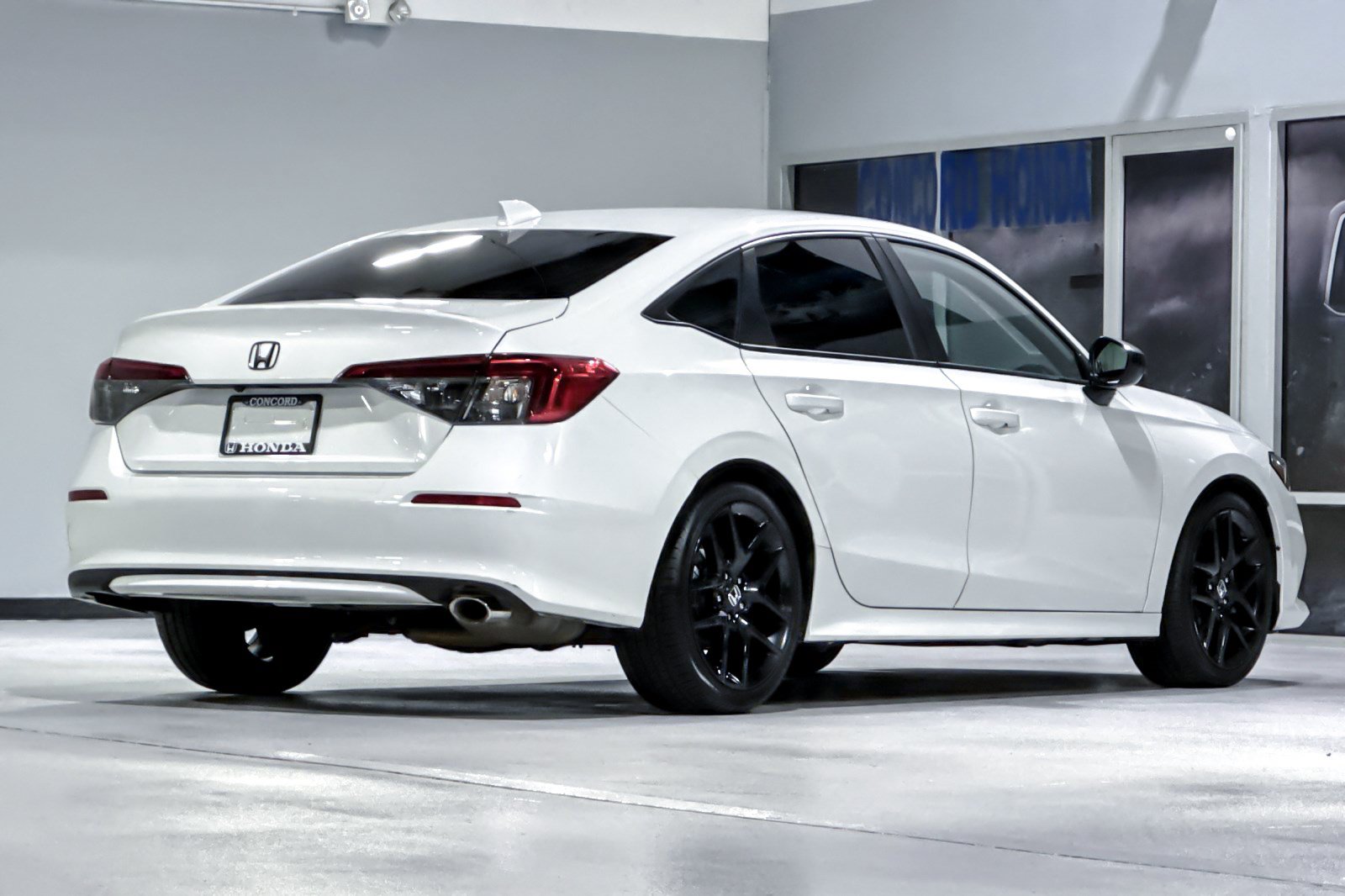 Used 2024 Honda Civic Sport image 9