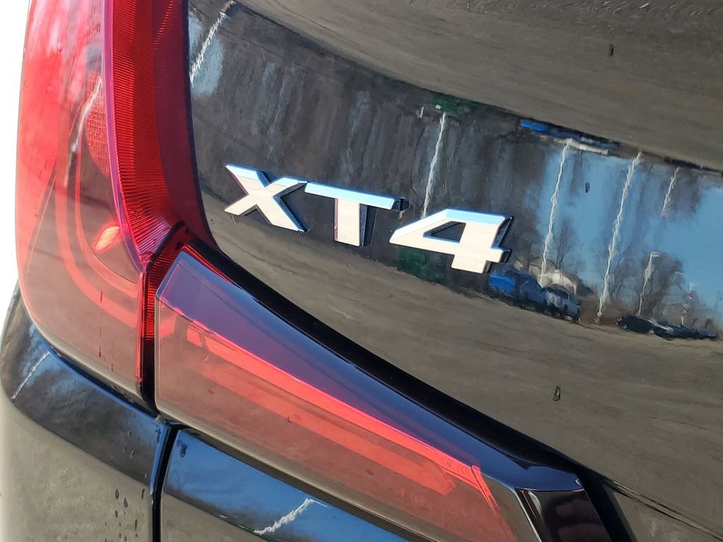 Certified 2024 Cadillac XT4 Premium Luxury image 30