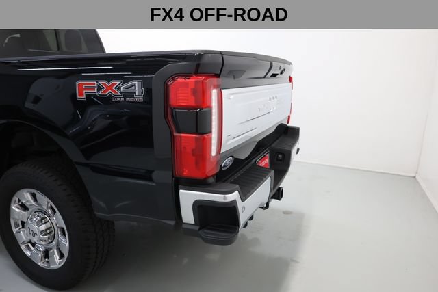 Used 2026 Ford F250 King Ranch w/ Chrome Package AWD/4WD image 13