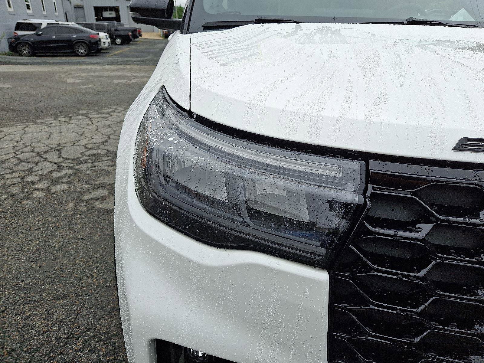 Used 2025 Ford Explorer ST w/ Sun And Sound Package image 10