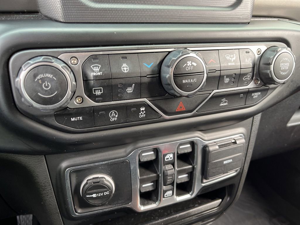 Used 2023 Jeep Wrangler Willys image 33