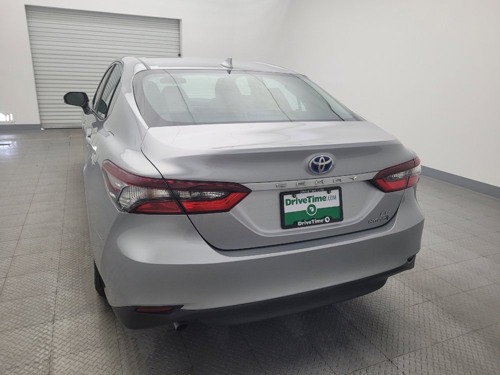 Used 2021 Toyota Camry LE image 6