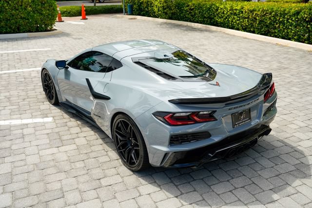Used 2024 Chevrolet Corvette Z06 w/ Battery Protection Package RWD image 21