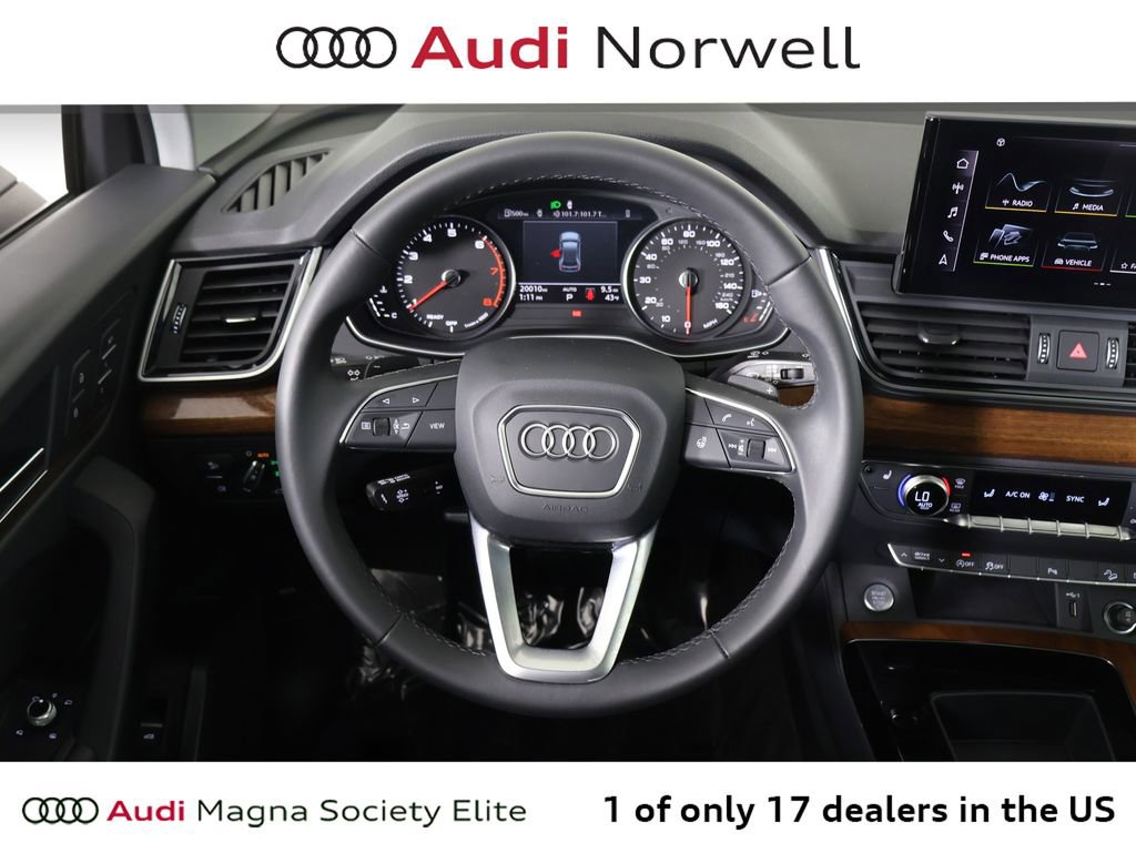 Used 2023 Audi Q5 2.0T Premium w/ Convenience Package image 32