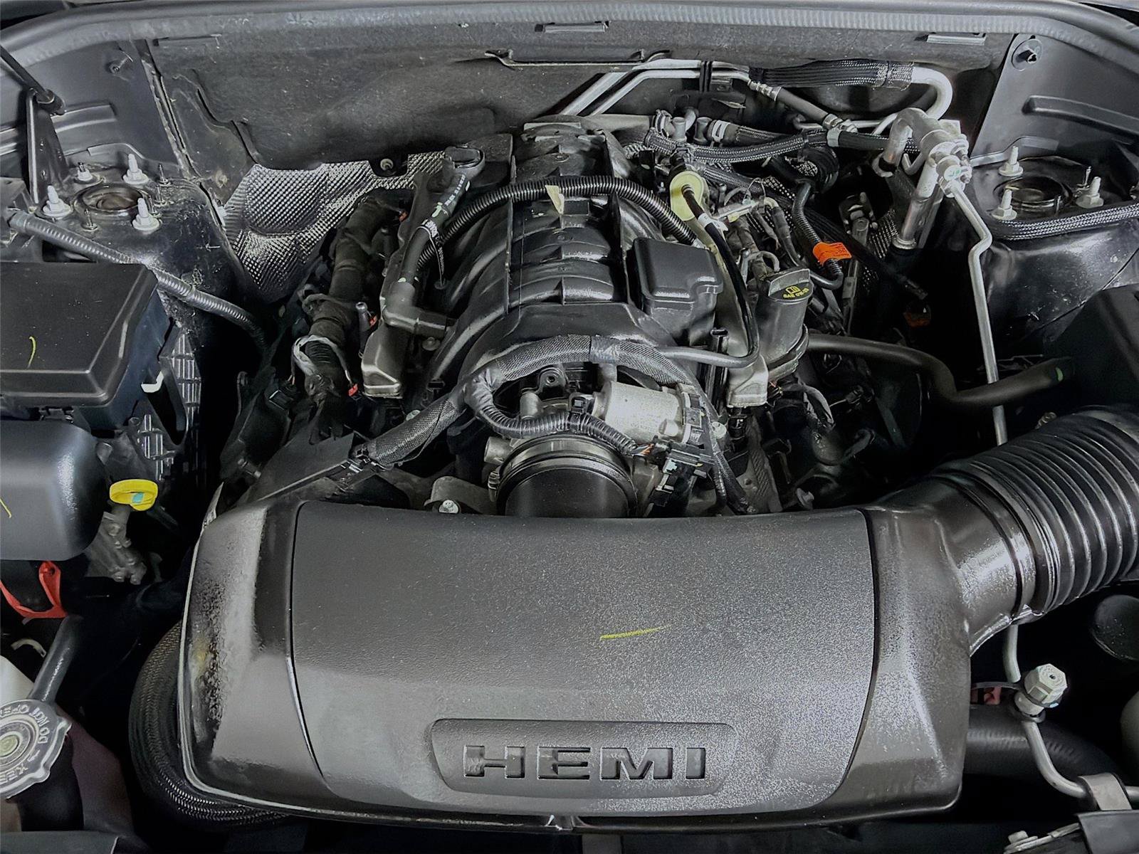 Used 2025 Dodge Durango R/T AWD/4WD image 33