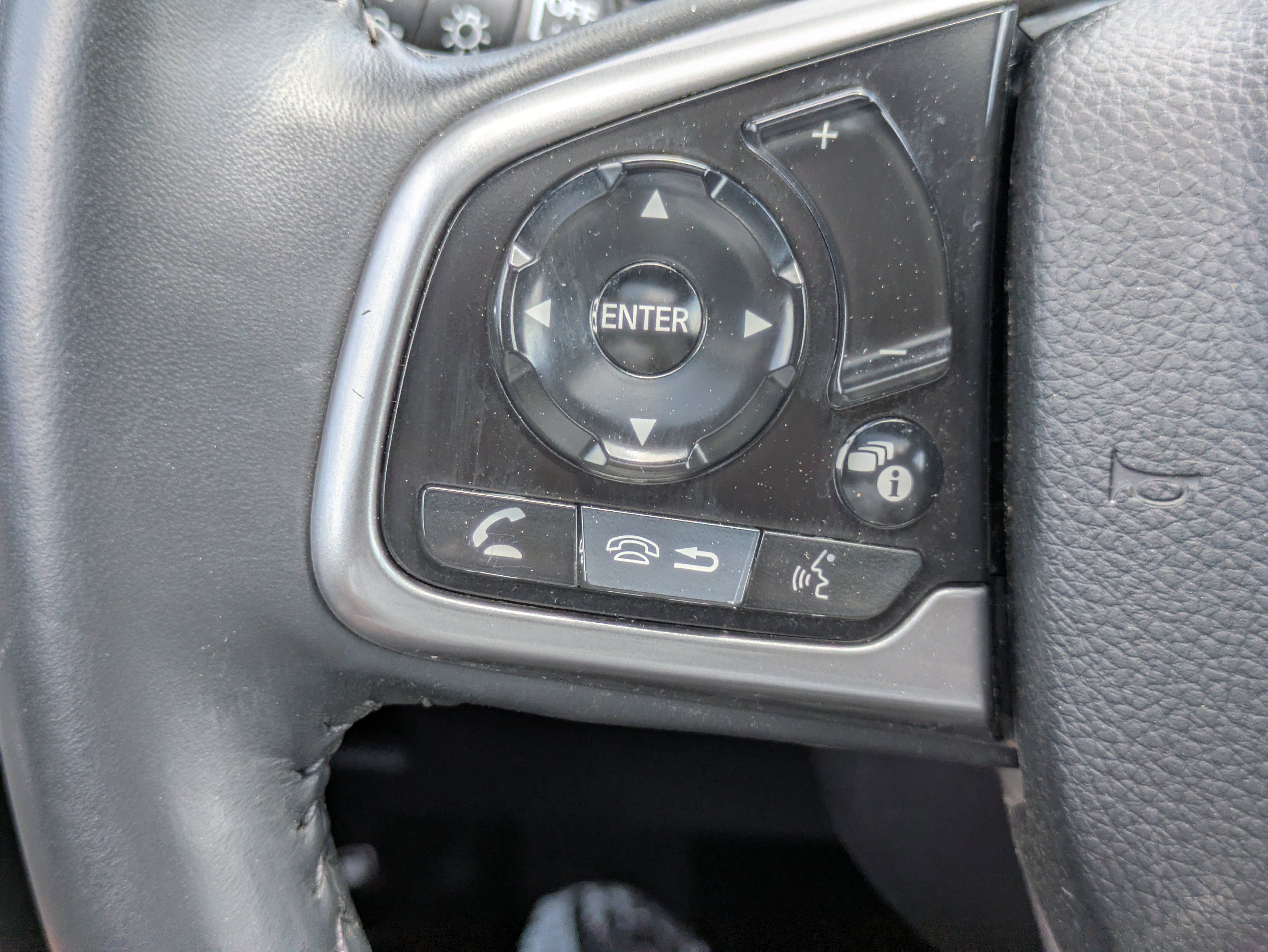 Certified 2021 Honda CR-V Touring image 34