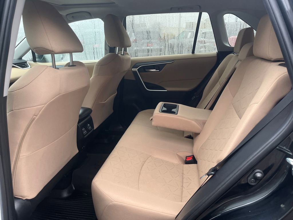 Certified 2020 Toyota RAV4 XLE image 27